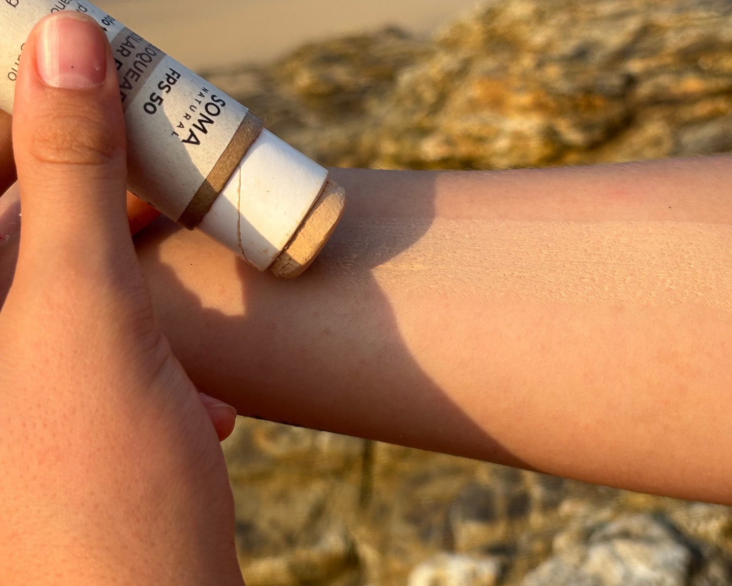 Bloqueador Solar Facial - FPS 50 / con pigmento
